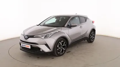 Usado Toyota C-HR Advance 122 CV (89 kW) 2019 Gris SUV