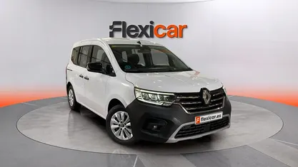 Usado Renault Kangoo 75 CV (55 kW) 2022 Blanco Monovolumen