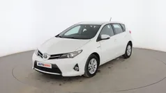 Blanco Usado 2014 Toyota Auris Hybrid Active Utilitario | 11.599 € (Precio justo)
