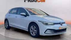 Blanco Usado 2021 VW Golf VIII Life Berlina | 17.990 € (Buen precio)