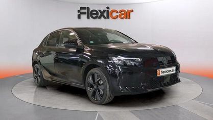Usado Opel Corsa 100 kW (136 CV) 2024 Negro Berlina