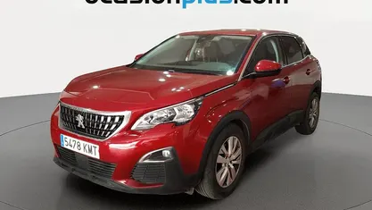 Usado Peugeot 3008 Active 120 CV (88 kW) 2018 Rojo SUV