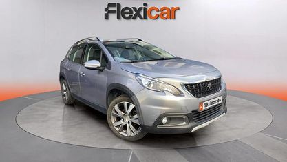 Käytetty Peugeot 2008 Allure 100 HP (73 kW) 2019 Harmaa Katumaasturi