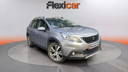 Usado Peugeot 2008 Allure 100 CV (73 kW) 2019 SUV
