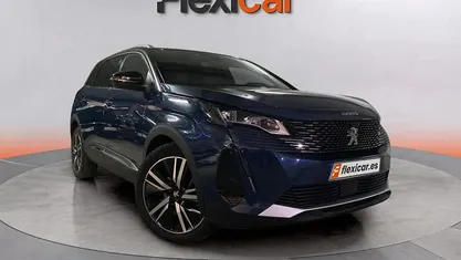 Usado Peugeot 5008 GT 180 CV (132 kW) 2021 Azul Monovolumen