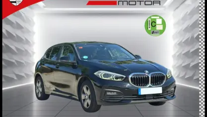 Usado BMW 118 Comfort Edition 136 CV (100 kW) 2021 Negro Utilitario