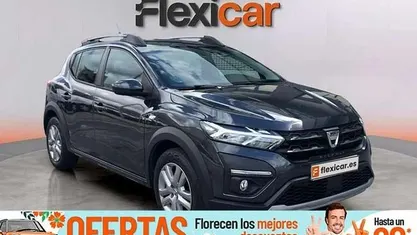 Usado Dacia Sandero Comfort 101 CV (74 kW) 2022 Utilitario