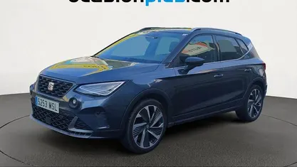 Usado Seat Arona FR 150 CV (110 kW) 2024 Gris SUV