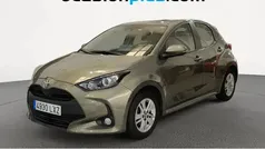 Marrón Usado 2022 Toyota Yaris Edition Utilitario | 16.819 € (Precio justo)