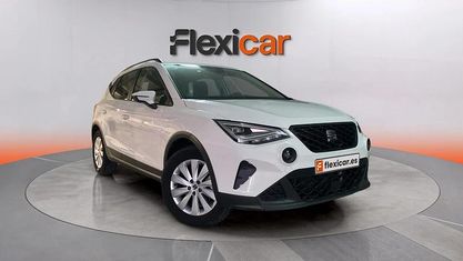 Używany Seat Arona FR 116 KM (85 kW) 2024 Biały SUV