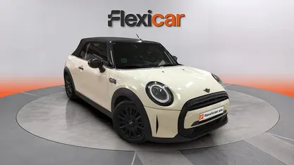 Usado Mini Cooper Cabriolet 136 CV (100 kW) 2022 Blanco Descapotable