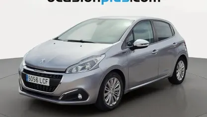 Usado Peugeot 208 Signature Sky 82 CV (60 kW) 2019 Gris Utilitario
