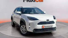Blanco Nuevo 2025 Toyota Yaris Hybrid Active | 23.890 € (Precio justo)