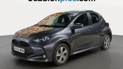 Usado 2024 Toyota Yaris Hybrid Active Utilitario | 16.173 € (Precio justo)
