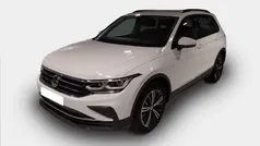 Blanco Usado 2022 VW Tiguan Life SUV | 29.600 € (Buen precio)