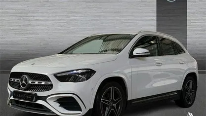 Usado Mercedes GLA200 AMG line 163 CV (119 kW) 2025 SUV