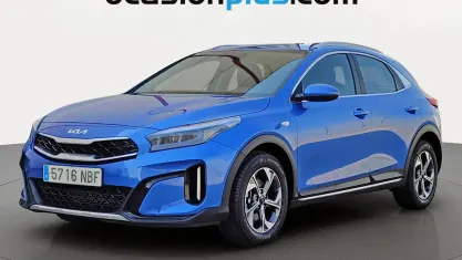 Usado Kia XCeed 100 CV (73 kW) 2025 Azul SUV