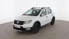 Blanco Usado 2013 Dacia Sandero Stepway Utilitario | 7899 € (Precio justo)