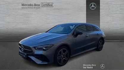 Gris Usado 2024 Mercedes CLA250e Shooting Brake AMG line Familiar | 39.990 € (Buen precio)