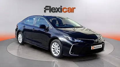 Usado Toyota Corolla Active 125 CV (91 kW) 2023 Negro Berlina
