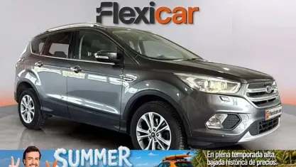 Usado Ford Kuga Titanium 120 CV (88 kW) 2017 Gris SUV