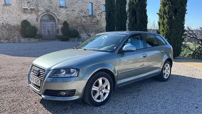 Käytetty Audi A3 Ambition 105 HP (77 kW) 2010 Harmaa Viistoperä