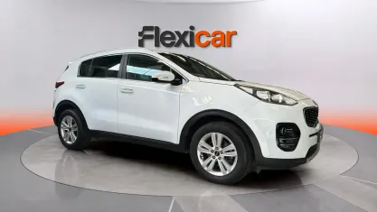 Usado Kia Sportage 132 CV (97 kW) 2018 Blanco SUV