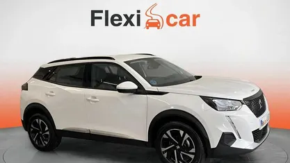 Usado Peugeot 2008 Active 101 CV (74 kW) 2020 SUV