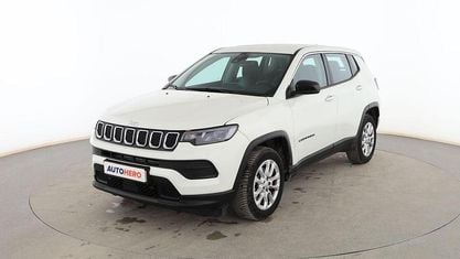 Usado Jeep Compass Night Eagle 131 CV (96 kW) 2023 Blanco SUV