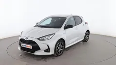 Blanco Usado 2021 Toyota Yaris Hybrid Style Utilitario | 17.499 € (Precio justo)