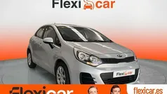 Gris / plata Usado 2016 Kia Rio Berlina | 8490 € (Precio justo)