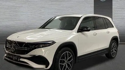 Usado Mercedes EQB250+ AMG line 139 kW (190 CV) 2024 Blanco SUV