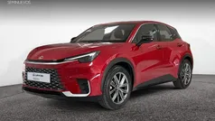 Rojo Usado 2025 Lexus LBX SUV | 34.990 € (Buen precio)