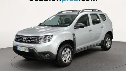 Gris plata Usado 2018 Dacia Duster Essentiel SUV | 12.273 € (Precio justo)