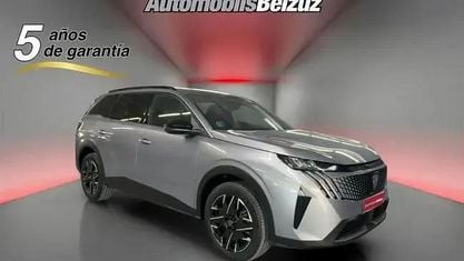 Usado Peugeot 5008 Allure 145 CV (106 kW) 2025 Plateado SUV