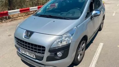Usado Peugeot 3008 Allure 150 CV (110 kW) 2012 Gris Familiar