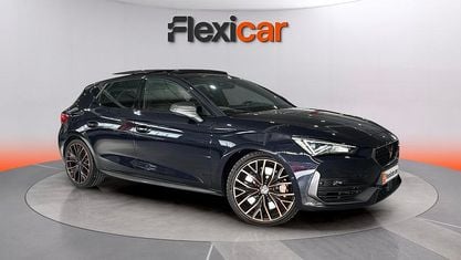 Usado Cupra Leon VZ 300 HP (220 kW) 2022 Azul Citadino