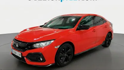 Usado Honda Civic Dynamic 126 CV (92 kW) 2020 Rojo Utilitario
