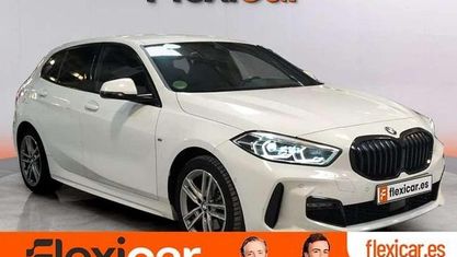 Begagnad BMW 118 150 HK (110 kW) 2021 Vit Halvkombi