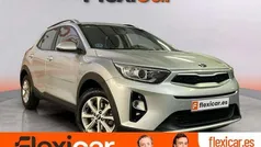 Usado 2018 Kia Stonic SUV | 10.990 € (Precio justo)