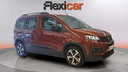 Usado 2021 Peugeot Rifter GT Monovolumen | 14.990 € (Precio justo)