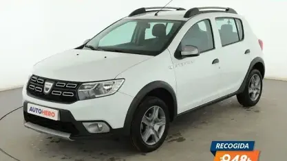 Usado Dacia Sandero Essentiel 90 CV (66 kW) 2020 Blanco Utilitario
