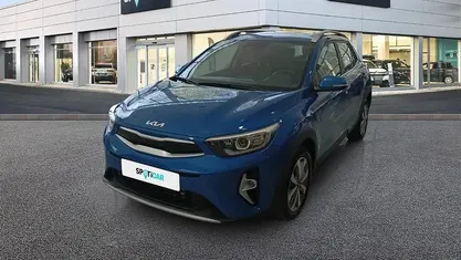 Begagnad Kia Stonic 100 HK (73 kW) 2025 Blå SUV