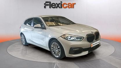 Usado BMW 118 140 CV (102 kW) 2020 Blanco Utilitario