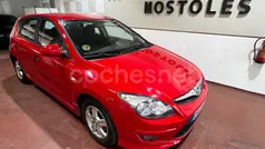 Rojo Usado 2010 Hyundai i30 Comfort Berlina | 3495 € (Buen precio)