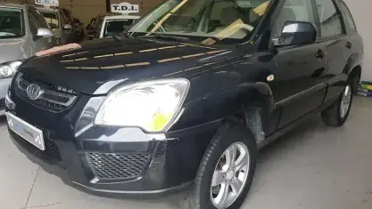 Käytetty Kia Sportage 142 HP (104 kW) 2008 Musta Katumaasturi