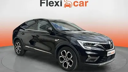 Usado Renault Arkana Intens 141 CV (103 kW) 2021 Negro SUV