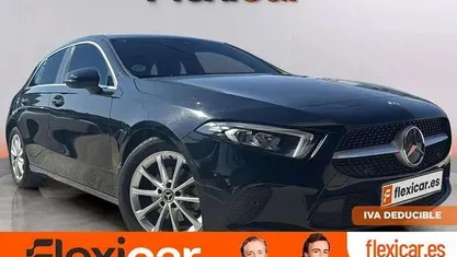 Usado Mercedes A180 116 CV (85 kW) 2020 Negro Utilitario