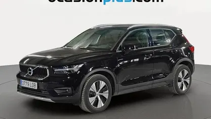Usado Volvo XC40 Momentum 163 CV (119 kW) 2019 Negro SUV