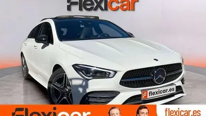 Usado Mercedes CLA180 Shooting Brake 136 CV (100 kW) 2023 Blanco Familiar